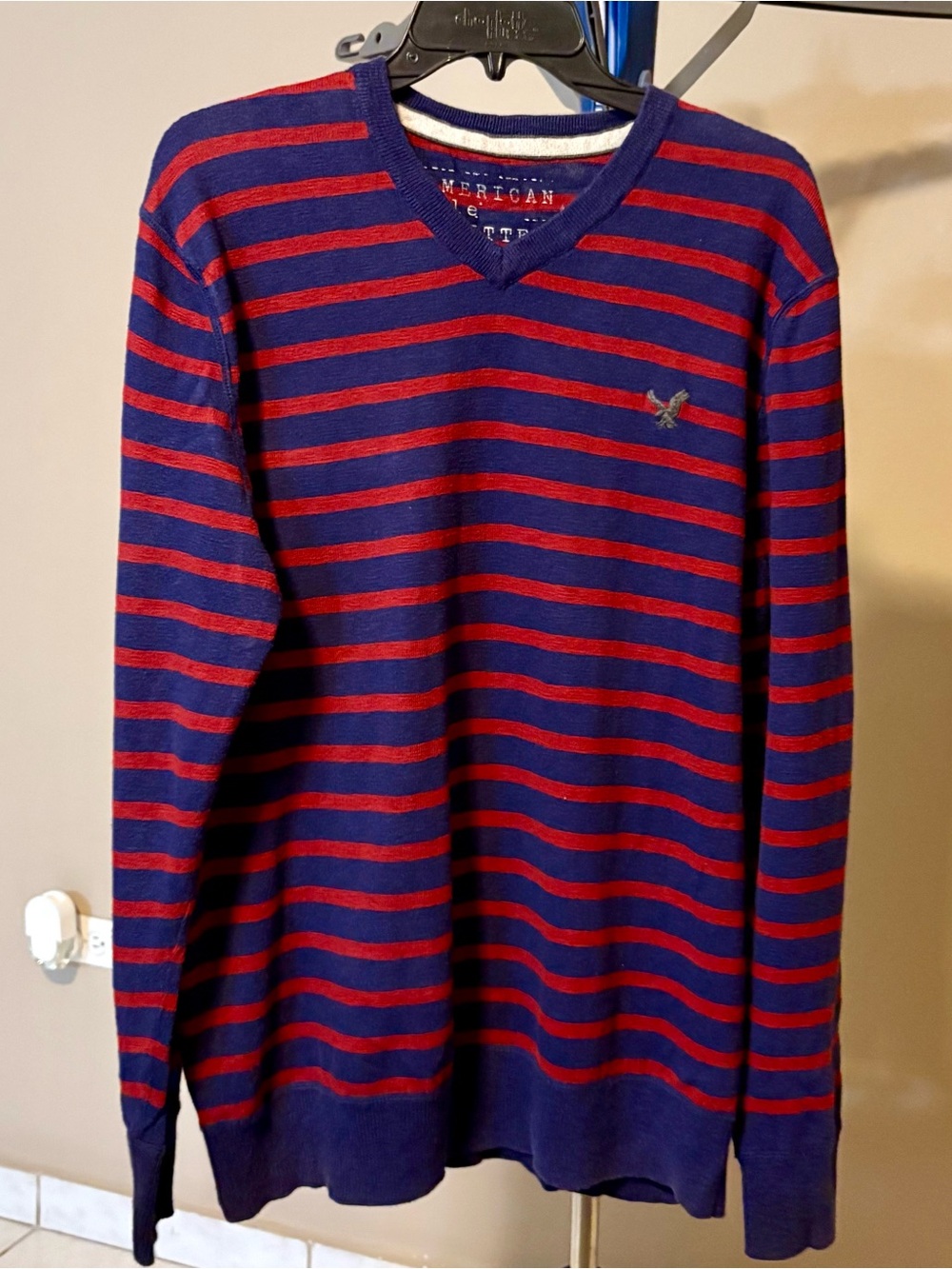 American Eagle Striped V-Neck Sweater - Navy & Red Preppy Vibe